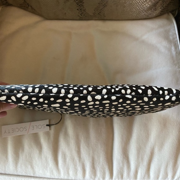 Sole Society dolce black and white animal print clutch pouch calf hair NWT $69 - Picture 5 of 11